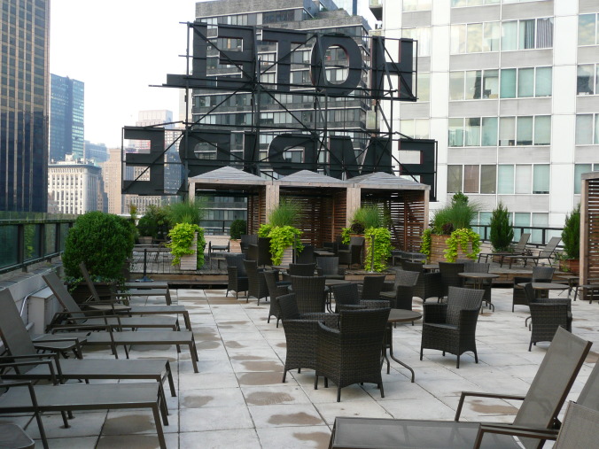 Empire Hotel