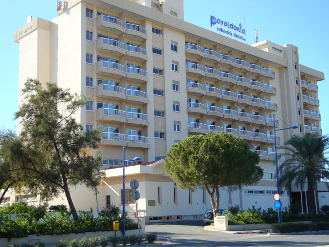 Poseidonia Beach Hotel