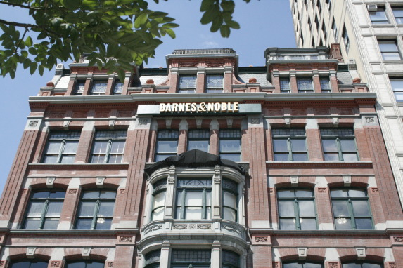 Barnes And Noble
