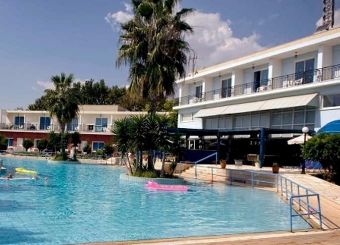 poolbar